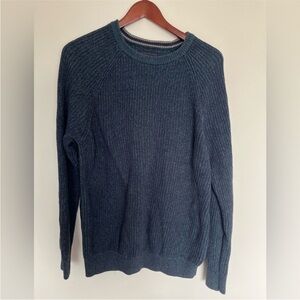 Denver Hayes Men's Dark Blue Crewneck Sweater Size M